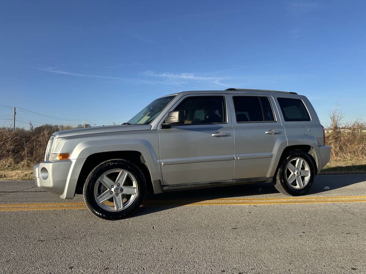 Used 2010 Jeep Patriot Limited image 1