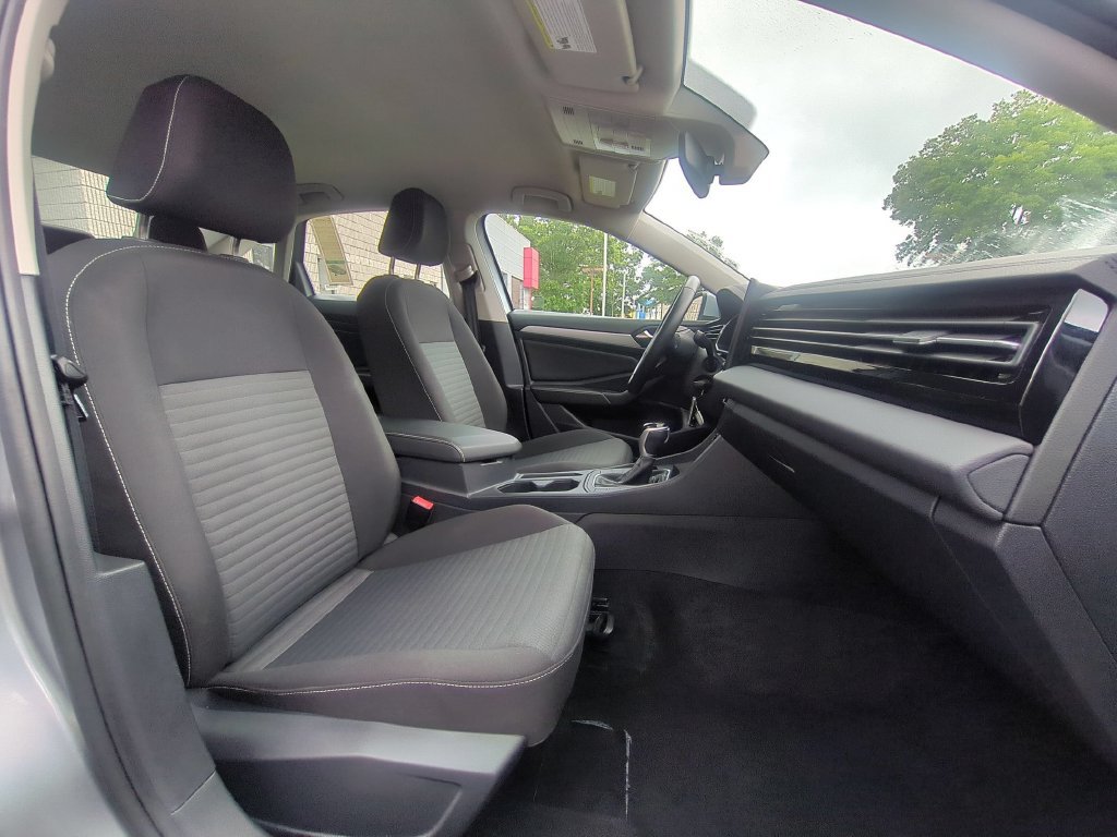 Used 2025 Volkswagen Jetta S FWD image 30
