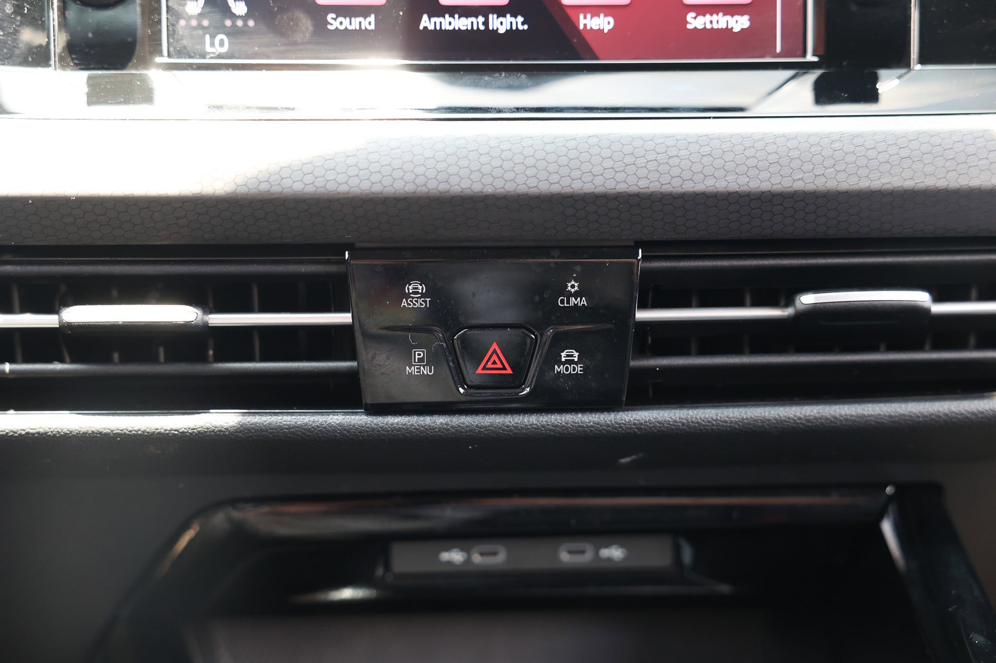Used 2023 Volkswagen GTI 40th Anniversary Edition FWD image 35