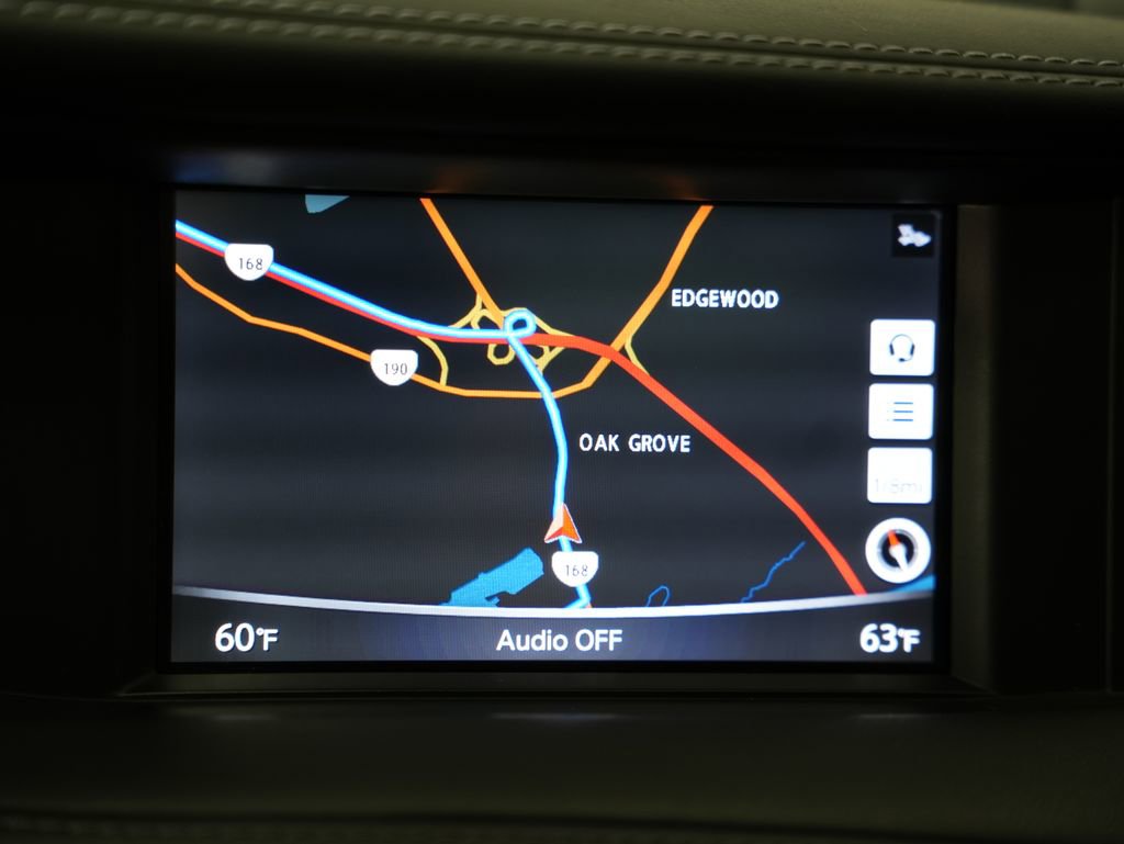 Used 2019 INFINITI QX30 w/ Navigation Package image 16