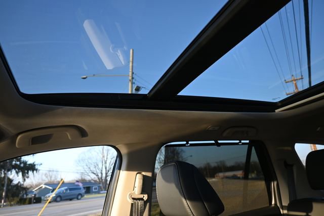 Used 2025 Honda Pilot Touring image 37