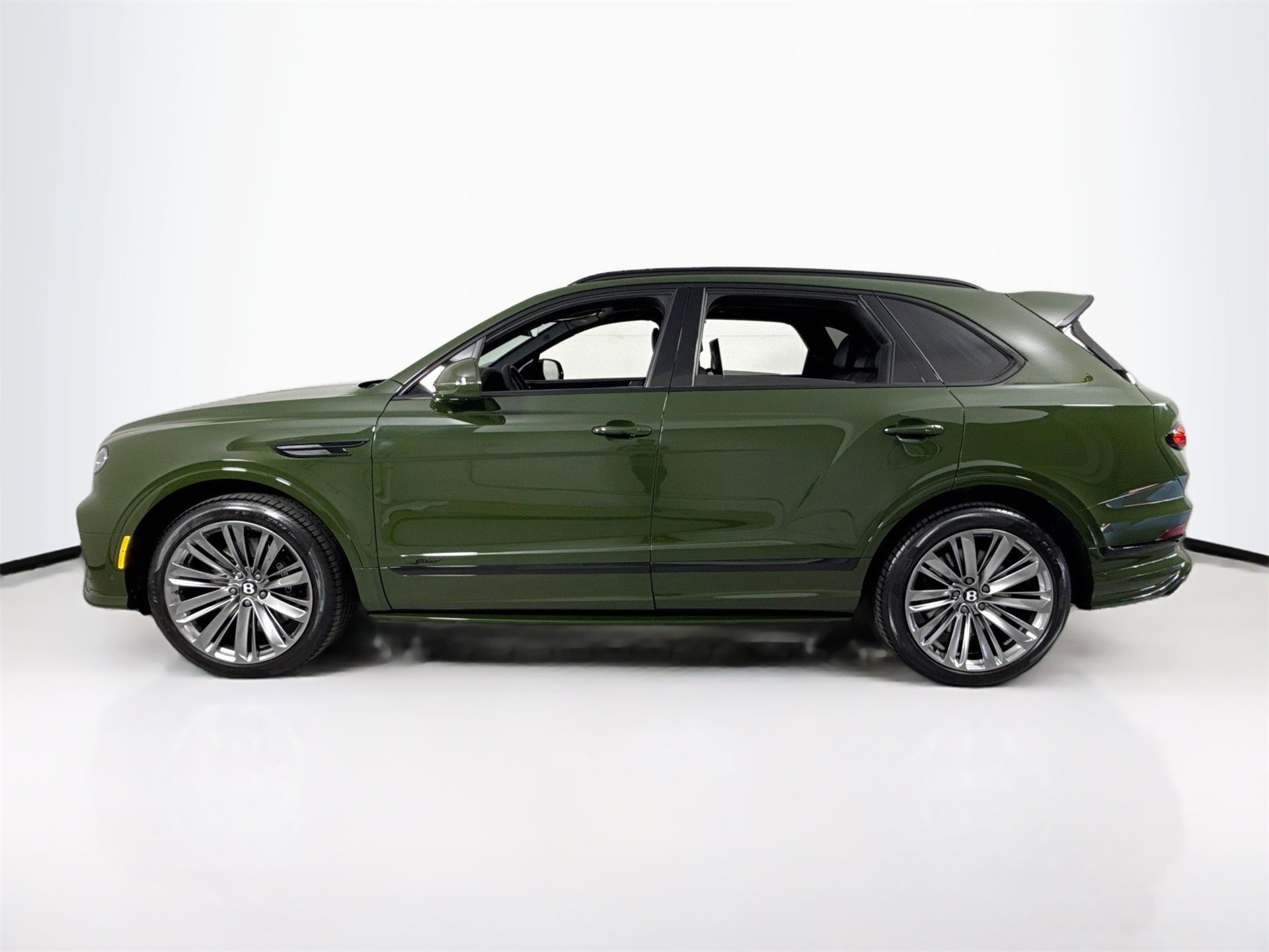 Used 2023 Bentley Bentayga Speed image 4
