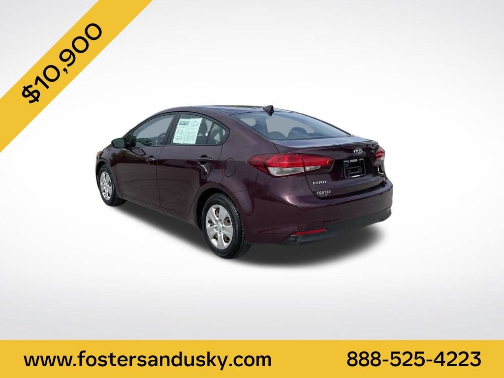 Used 2017 Kia Forte LX FWD image 3