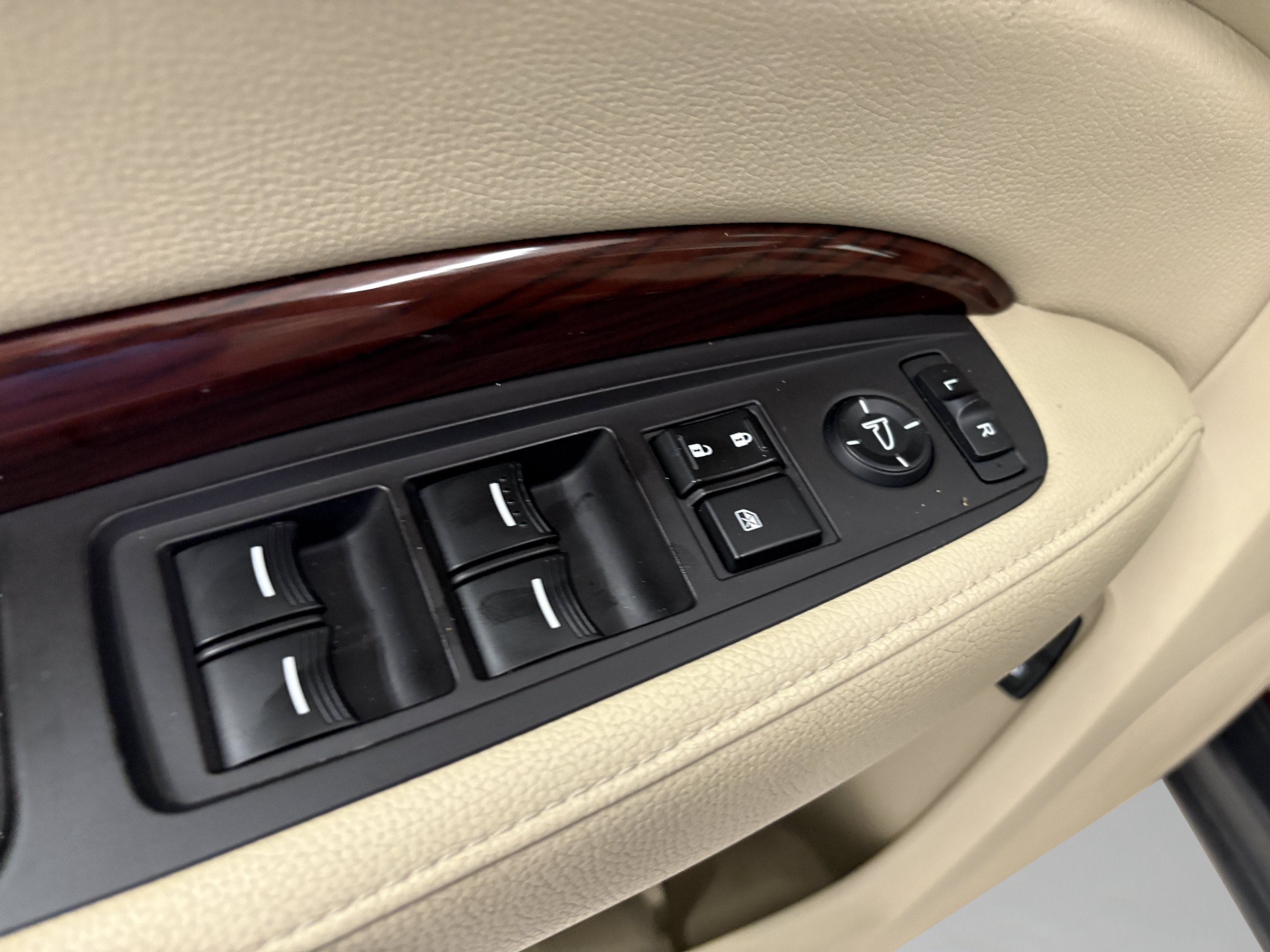 Used 2014 Acura MDX SH-AWD image 28