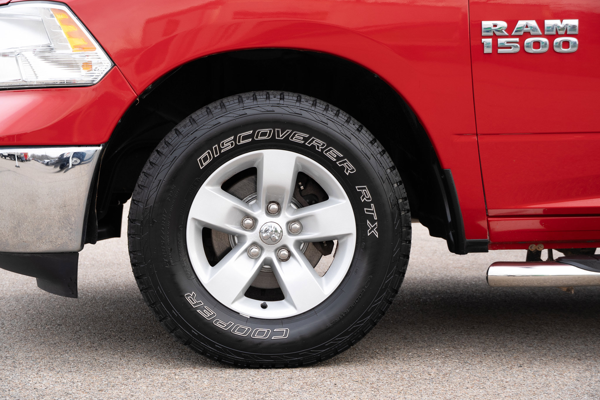 Used 2016 RAM 1500 Classic SLT image 9