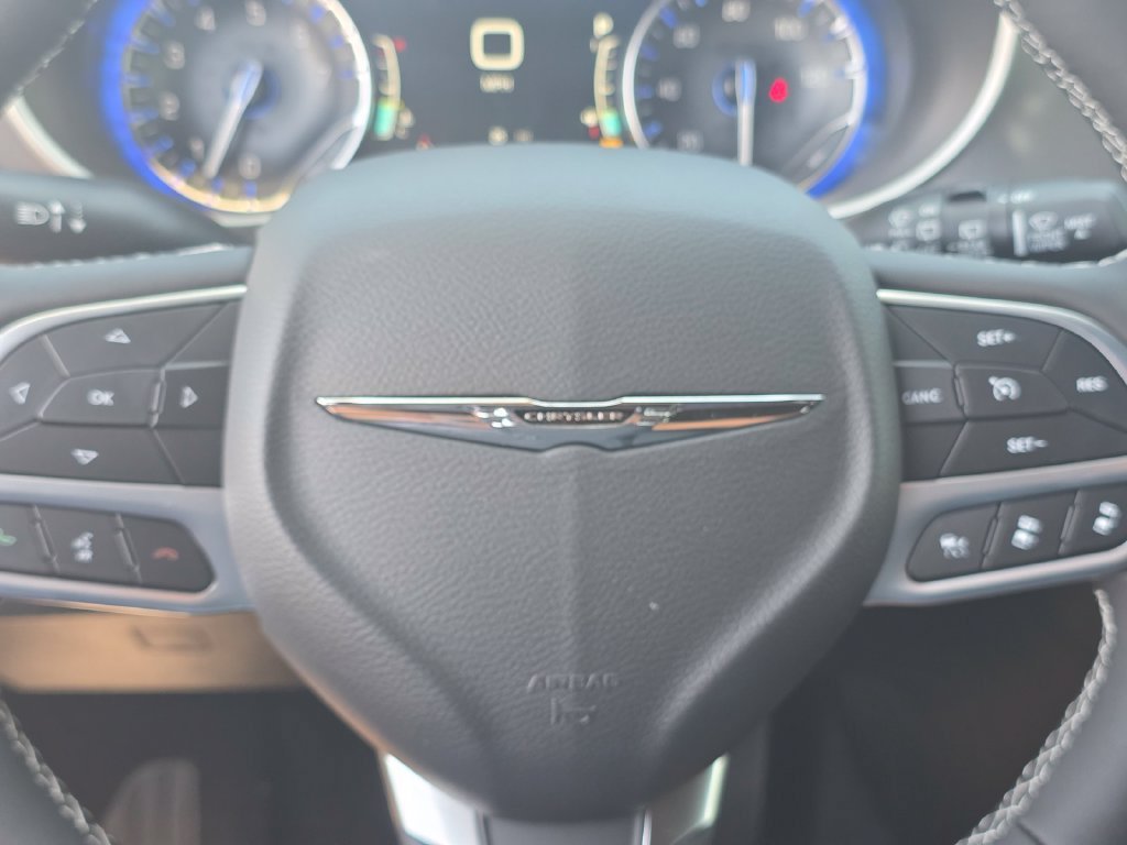 New 2026 Chrysler Voyager LX FWD image 21