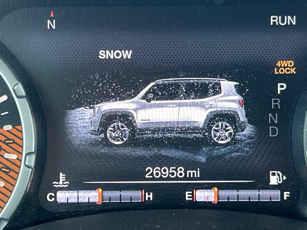 Used 2023 Jeep Renegade Latitude AWD/4WD image 36