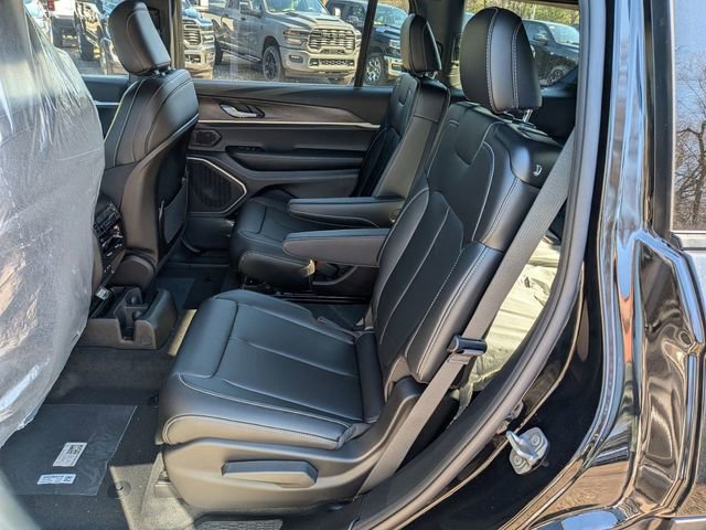 New 2026 Jeep Grand Cherokee L Limited image 13