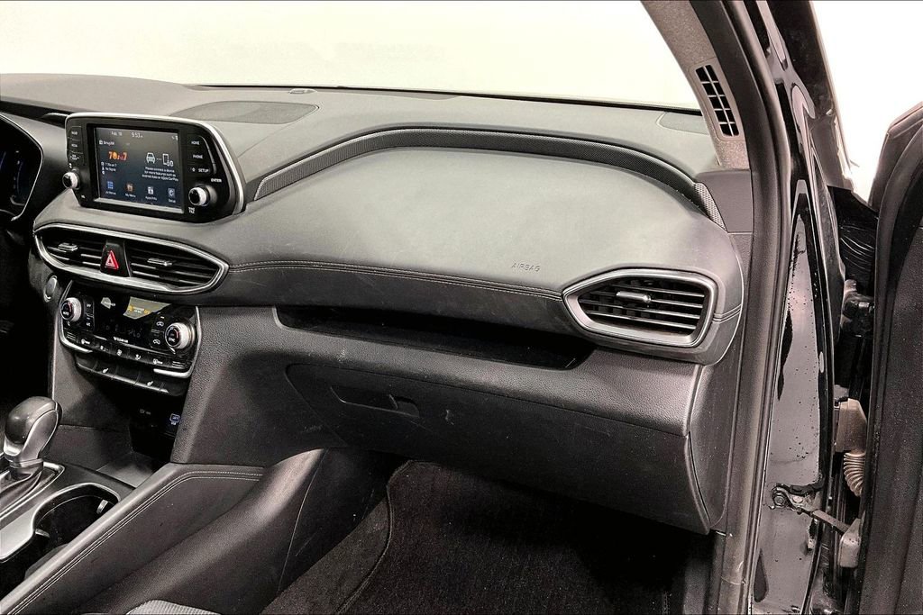 Used 2019 Hyundai Santa Fe Limited image 19