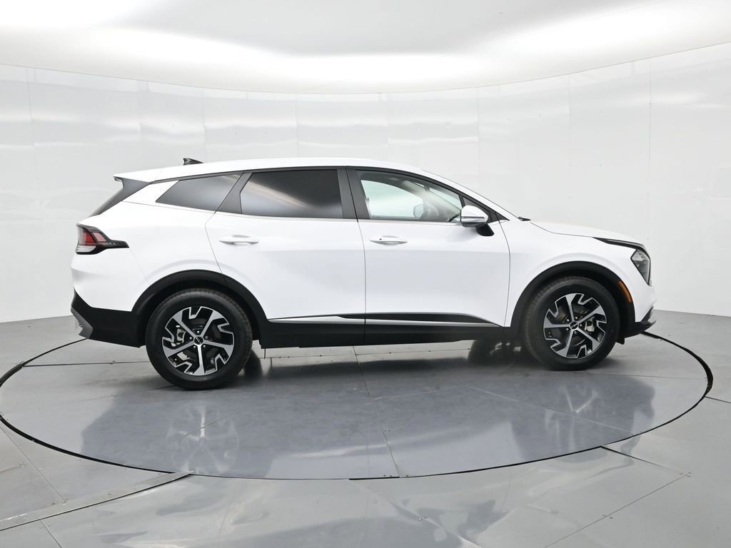 Certified 2023 Kia Sportage EX image 18