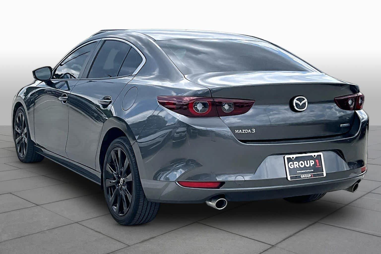Used 2025 MAZDA MAZDA3 s FWD image 11