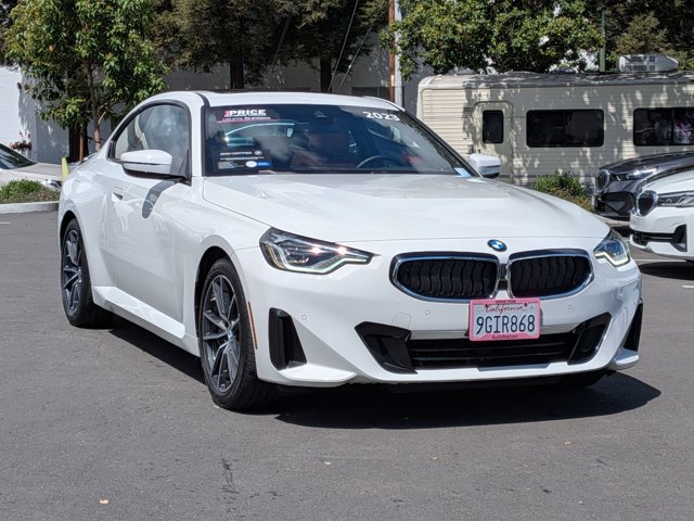 Certified 2023 BMW 230i Coupe w/ Premium Package image 3