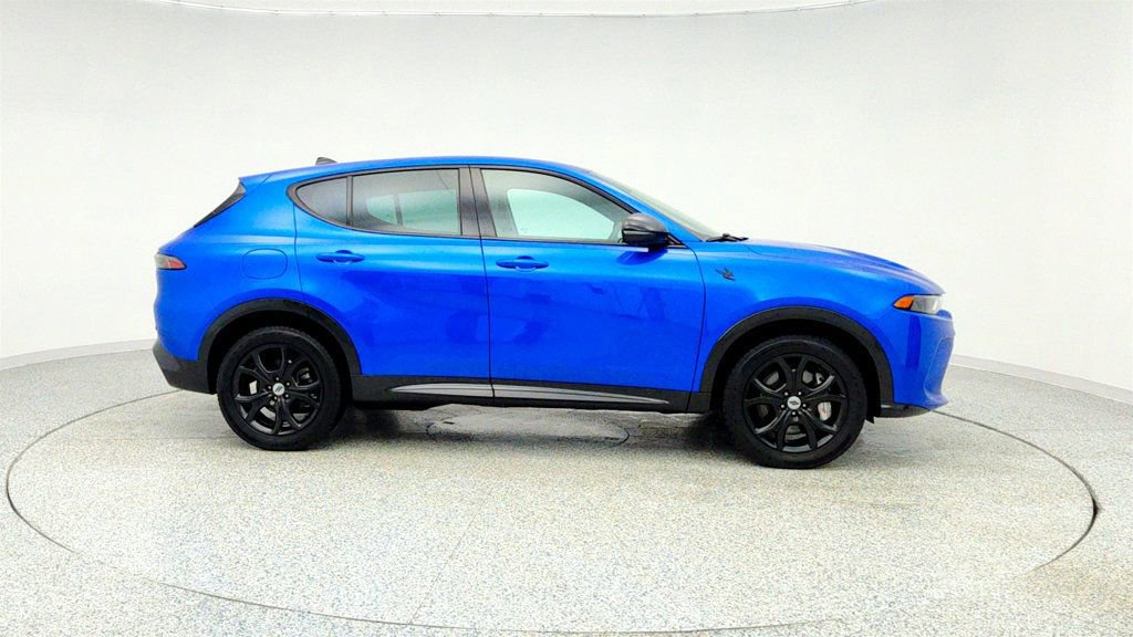 Used 2024 Dodge Hornet R/T Plus w/ R/T Blacktop Package AWD/4WD image 4