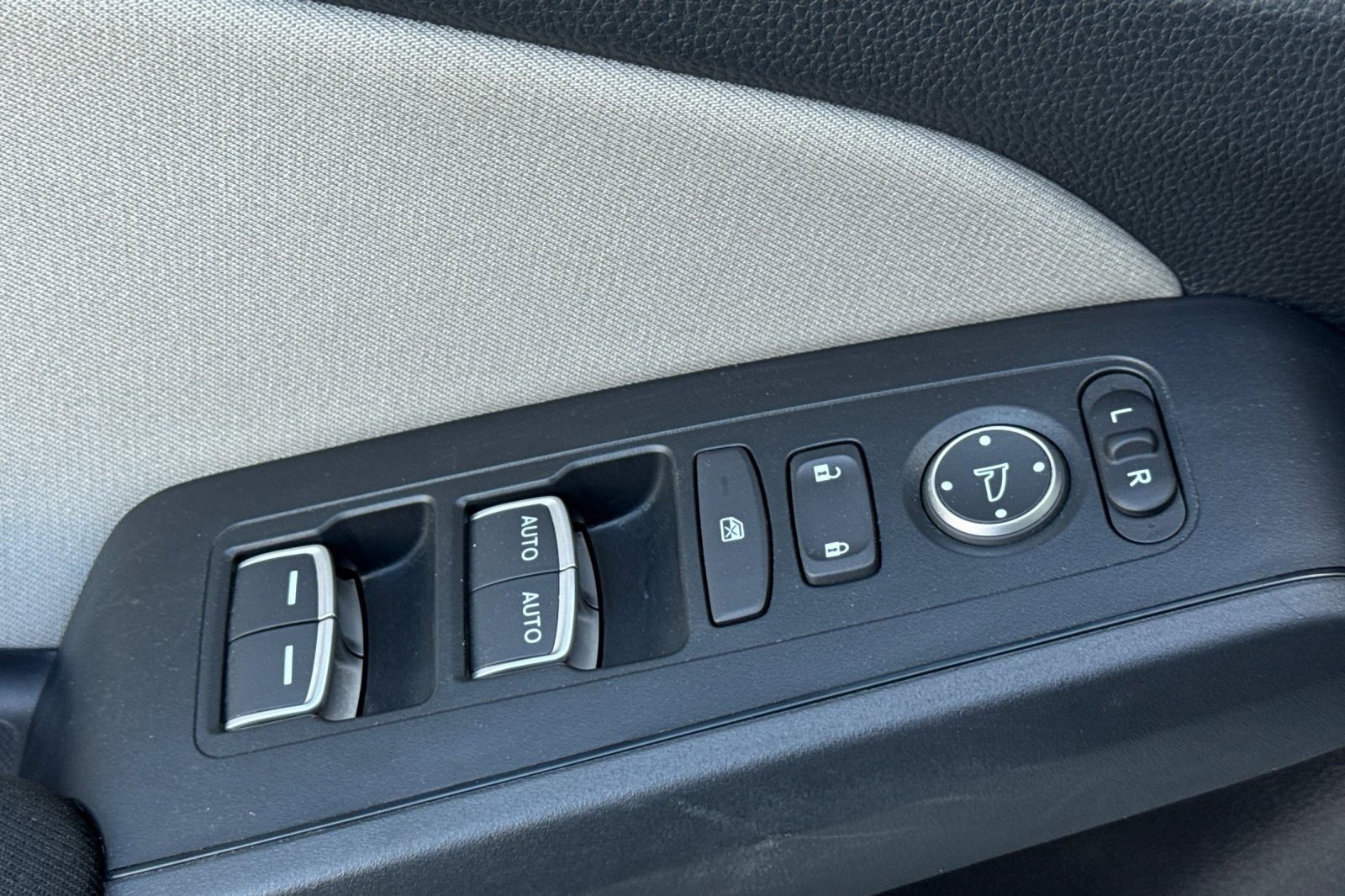 Certified 2024 Honda Civic EX image 12