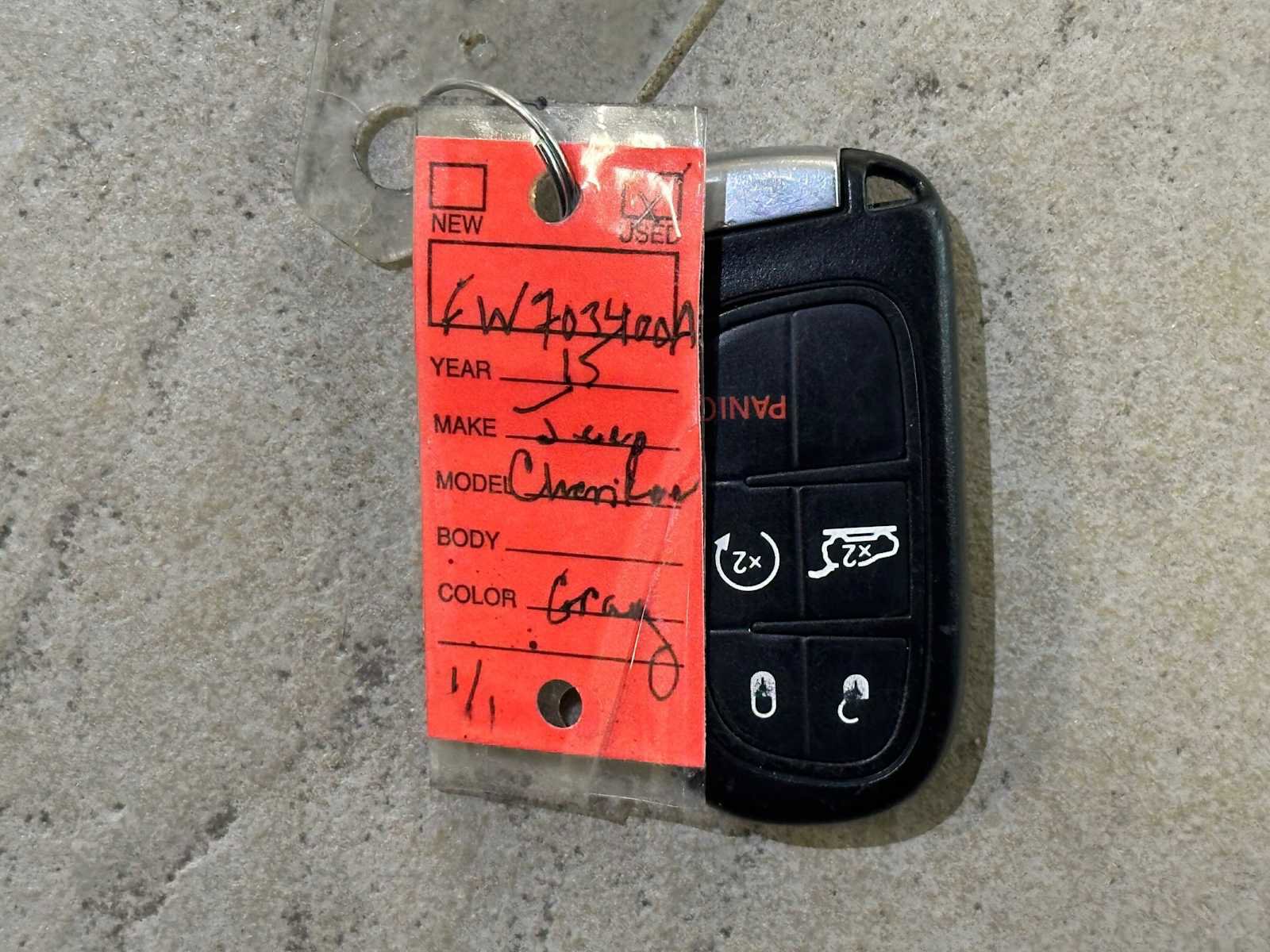 Used 2015 Jeep Cherokee Limited w/ Luxury Group image 50