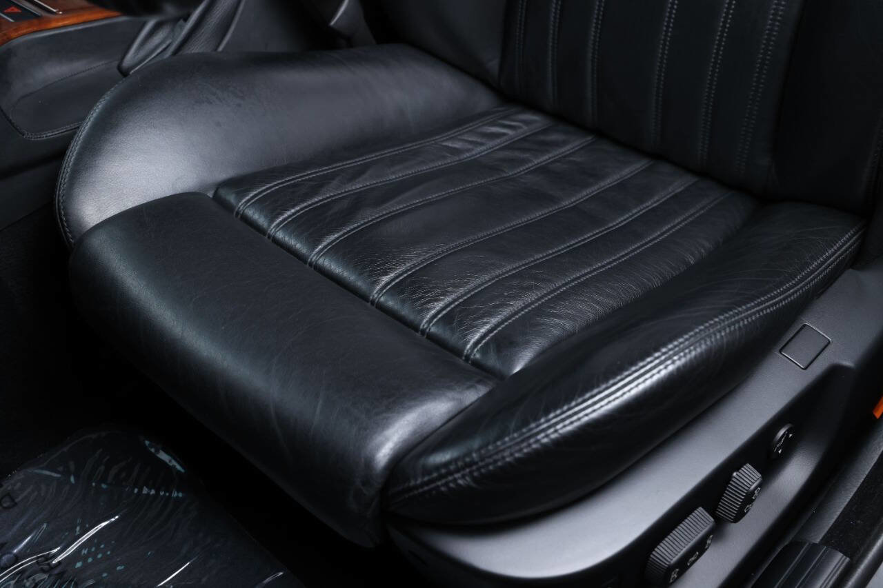 Used 2002 BMW M5 image 97