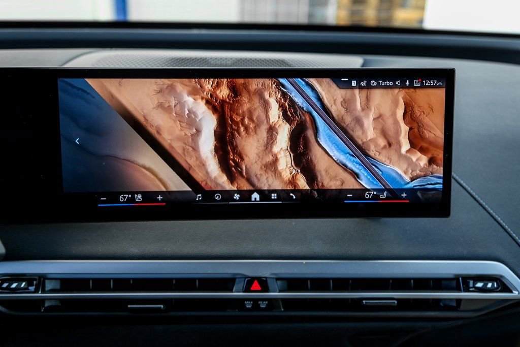 Used 2025 BMW iX xDrive50 w/ Premium Package image 12