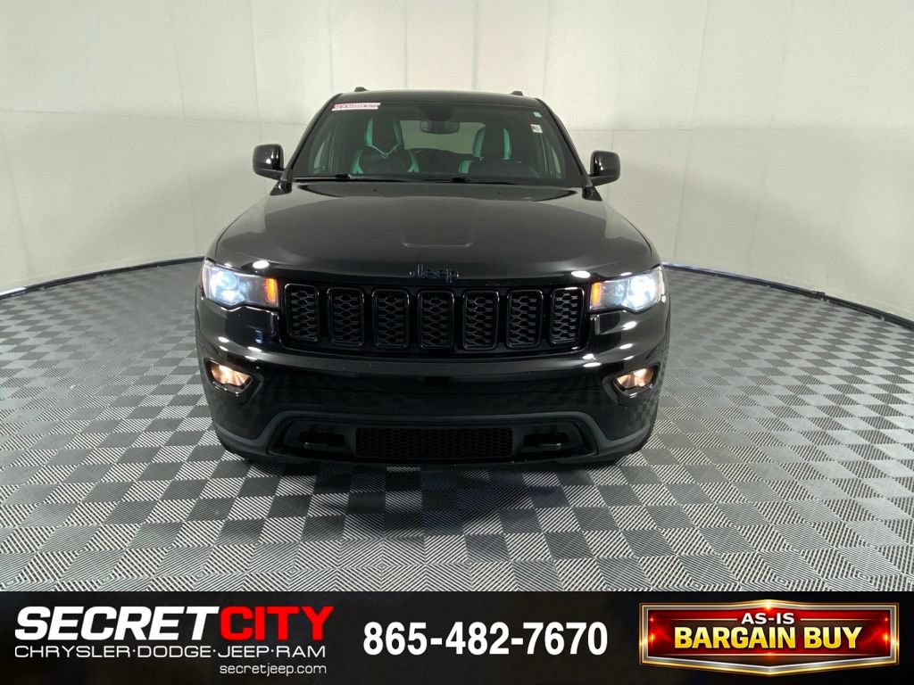 Used 2018 Jeep Grand Cherokee Laredo AWD/4WD video 2