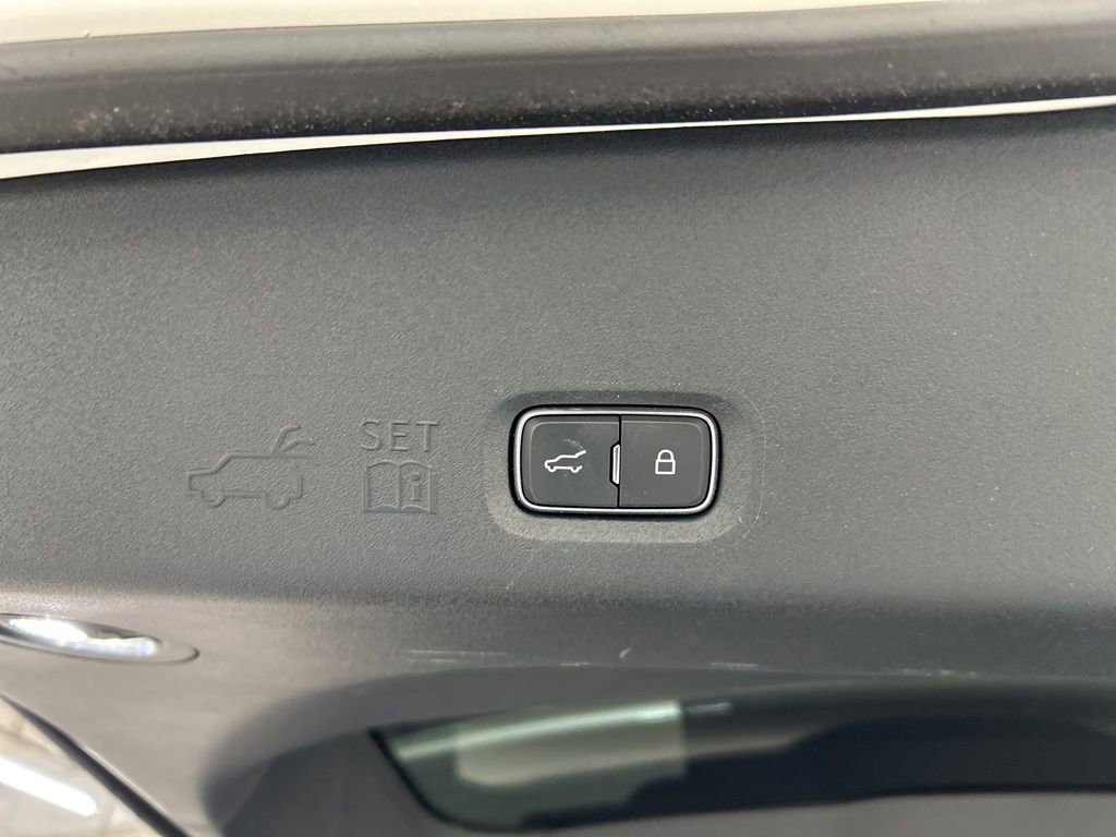 Used 2025 Lincoln Navigator L Black Label image 44