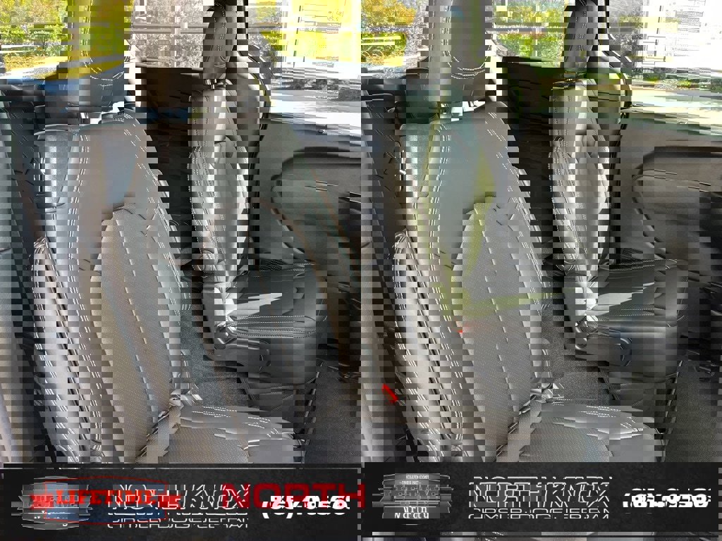 New 2026 Chrysler Voyager LX image 24