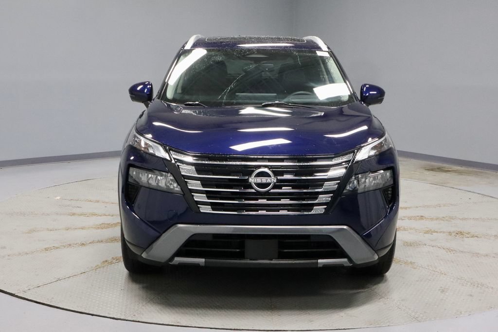 Certified 2025 Nissan Rogue SL w/ Tech Package AWD/4WD image 7