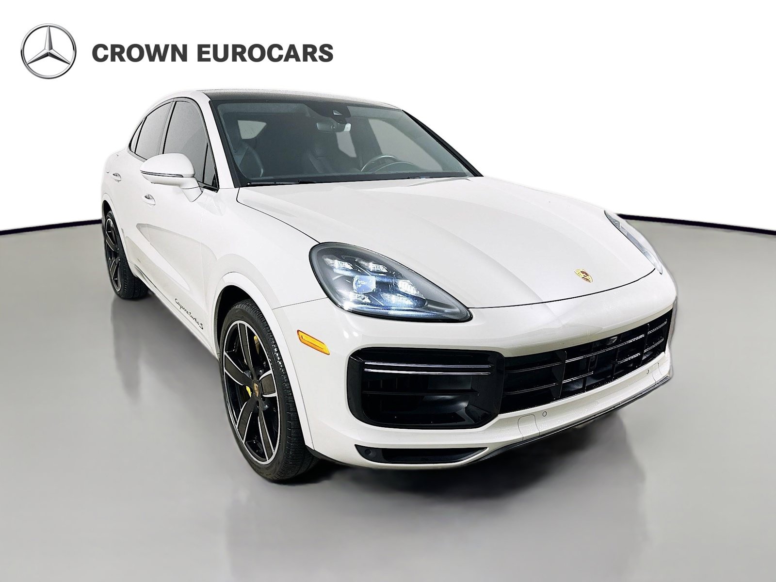 Certified 2020 Porsche Cayenne Turbo S AWD/4WD image 3
