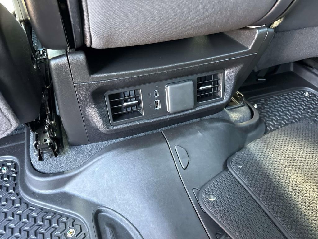 Used 2025 Chevrolet Silverado 1500 LT w/ Safety Package RWD image 13