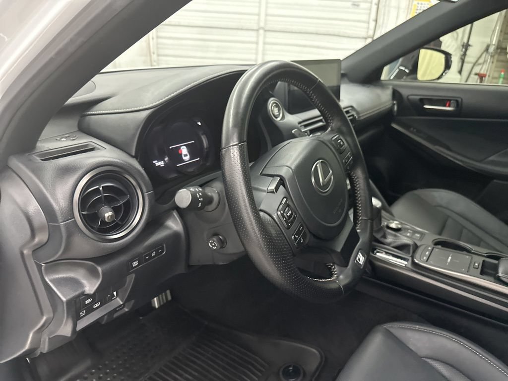 Used 2023 Lexus IS 350 F Sport RWD image 14