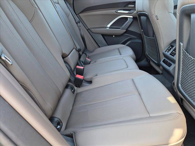 Certified 2025 Audi Q5 Premium w/ Premium Plus AWD/4WD image 17