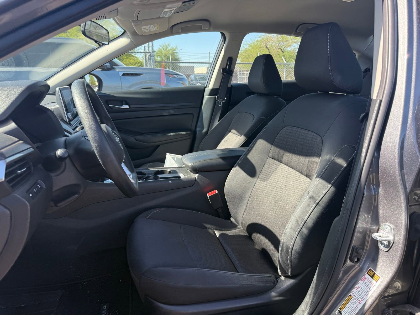Certified 2025 Nissan Altima 2.5 SV FWD image 12