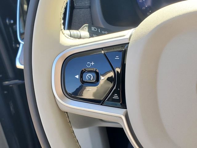 New 2026 Volvo XC90 B6 Ultra w/ Protection Package image 20