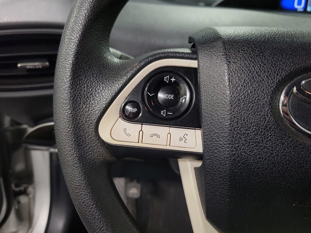 Used 2017 Toyota Prius Two w/ Prius Two Safety Plus Package FWD image 22
