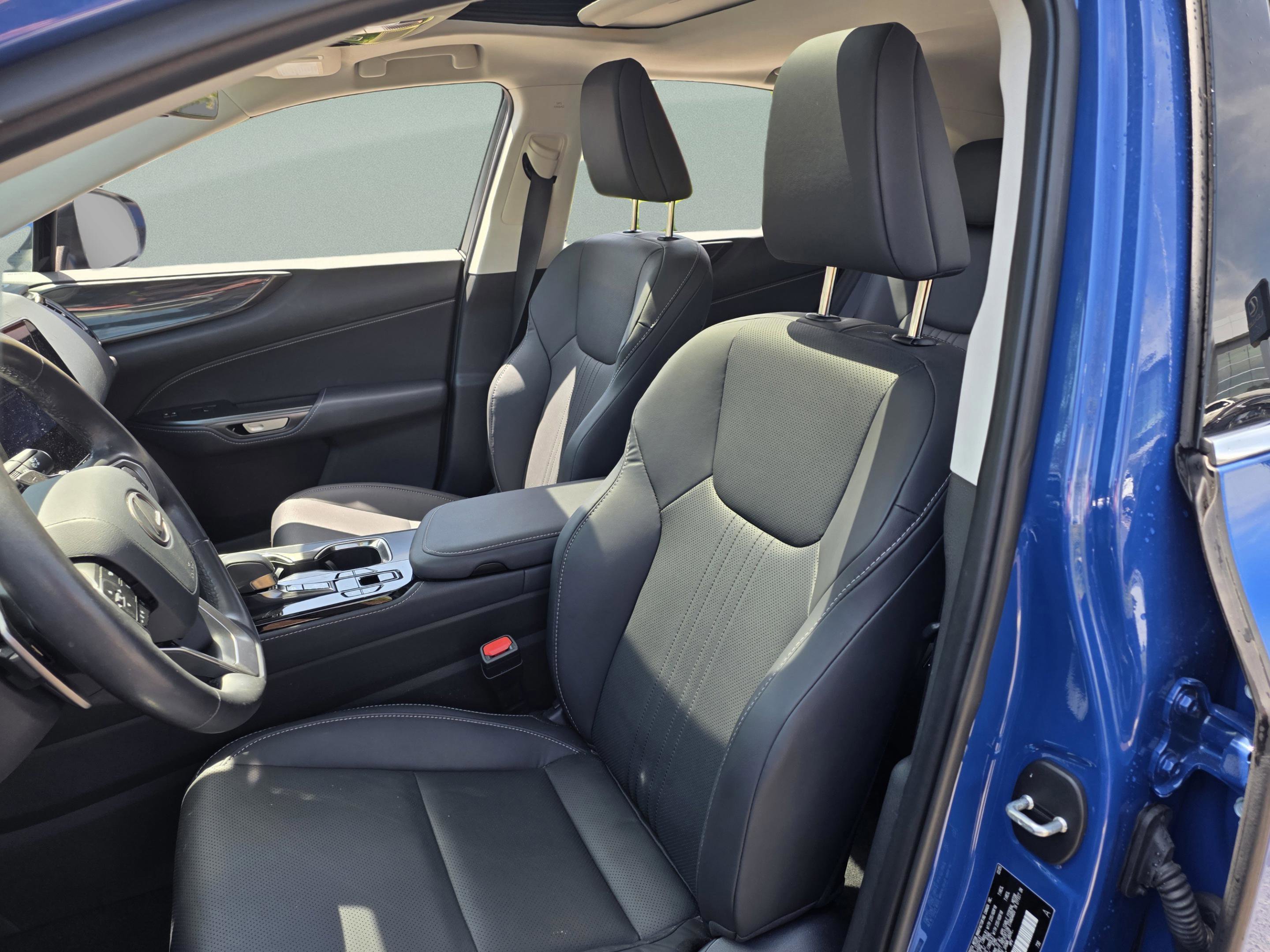 Used 2025 Lexus NX 350 AWD w/ Accessory Package (Z2) image 10