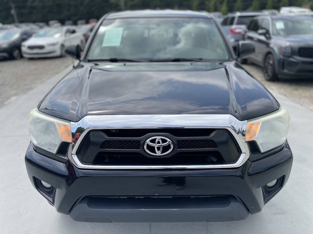 Used 2015 Toyota Tacoma 4x4 Double Cab w/ TRD Off-Road Package image 2