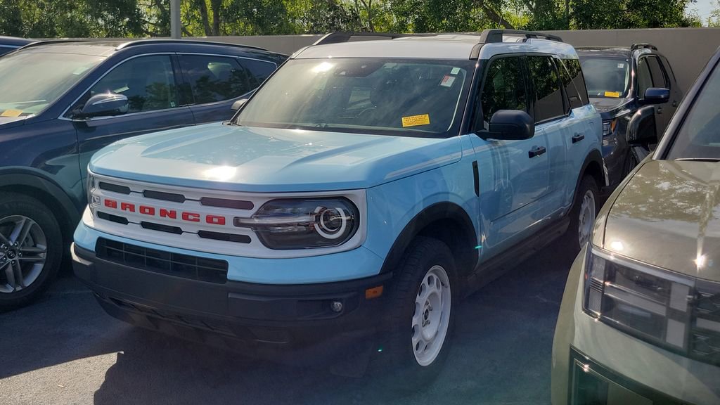 Used 2024 Ford Bronco Sport Heritage w/ Heritage Convenience Package image 1