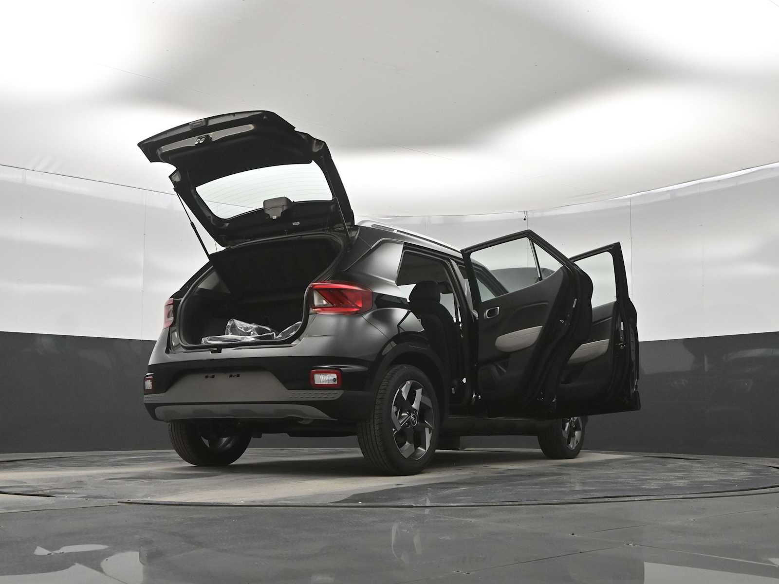 New 2026 Hyundai Venue SEL FWD image 43