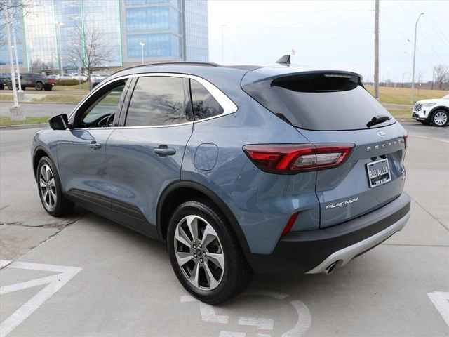Used 2024 Ford Escape Platinum image 4