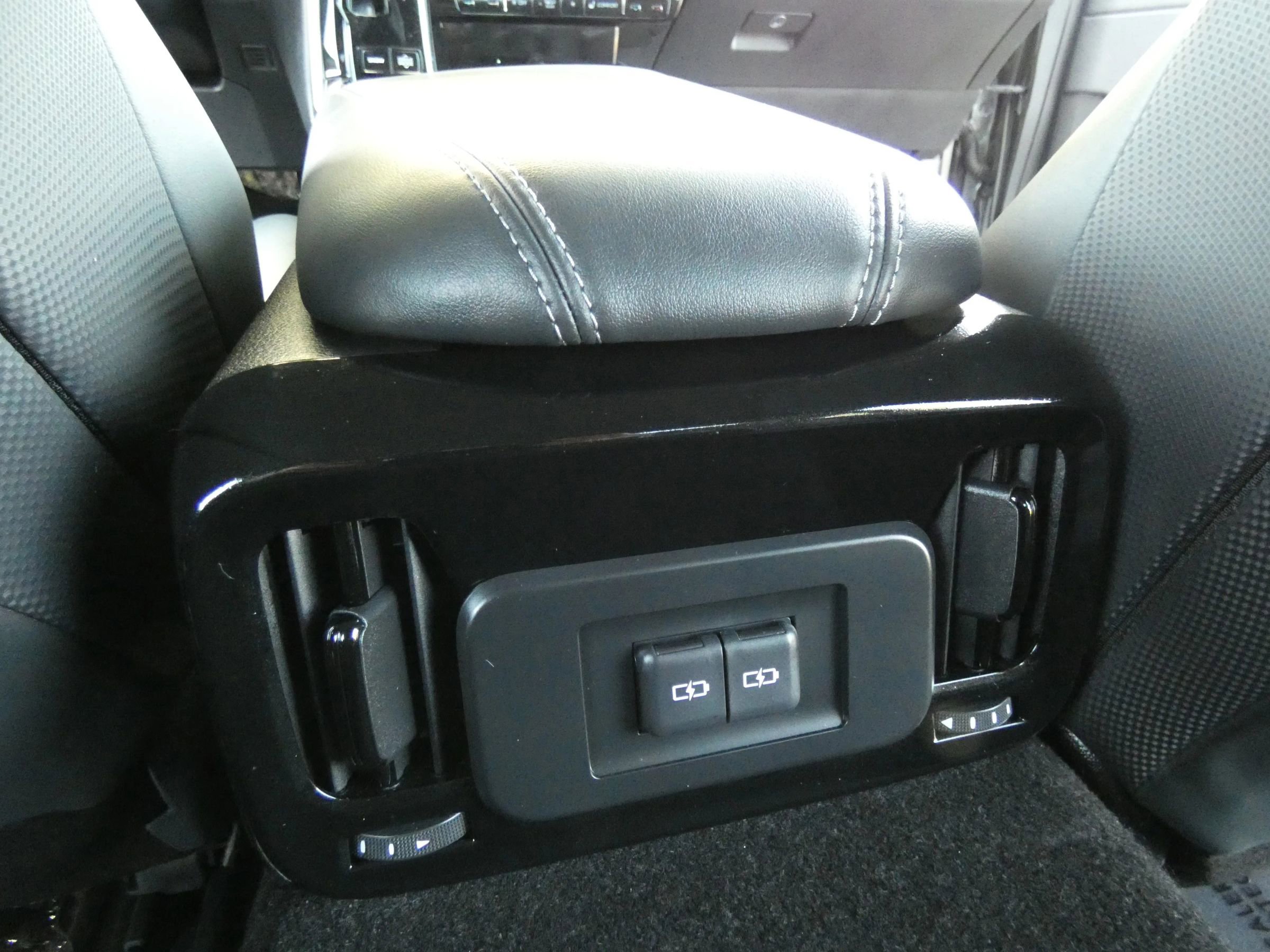 Used 2023 Toyota Mirai XLE Sedan 4D image 36