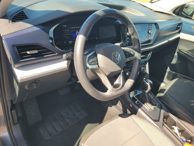 Used 2024 Volkswagen Taos SE image 12