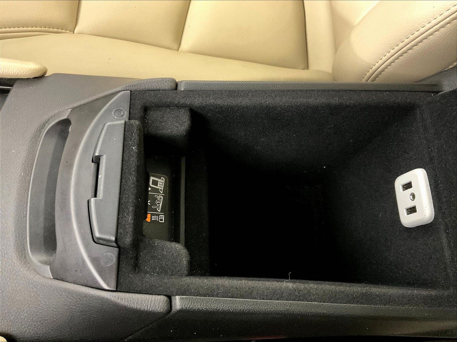 Used 2017 Cadillac XT5 FWD image 16