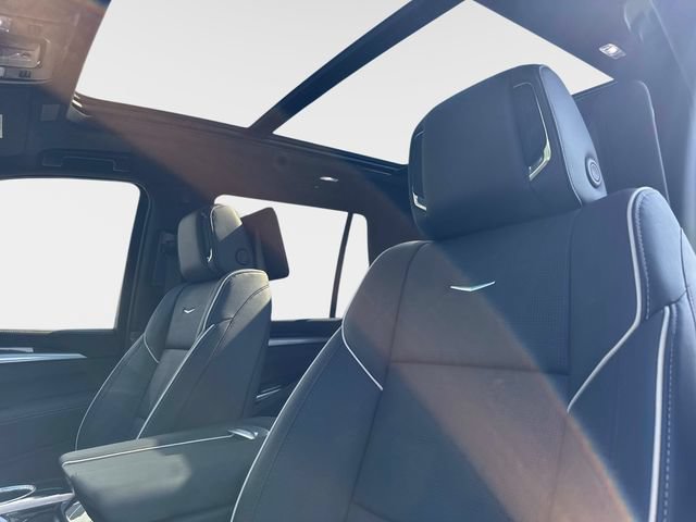 New 2026 Cadillac Escalade Sport w/ Touring Package AWD/4WD image 21