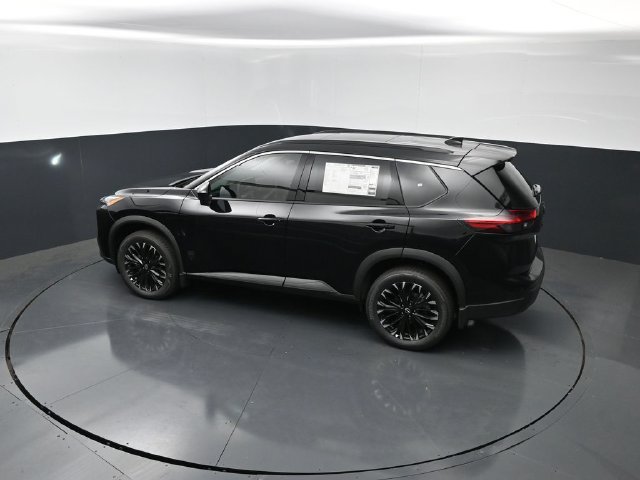 New 2026 Nissan Rogue Dark Armor FWD image 18