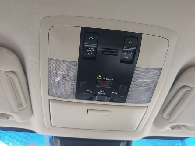 Used 2021 Lexus GX 460 Premium w/ Premium Package image 22