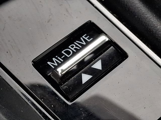 Used 2025 MAZDA CX-50 AWD 2.5 Hybrid w/ Premium Pkg image 26