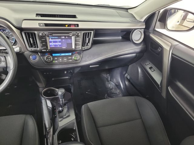 Used 2018 Toyota RAV4 LE Plus AWD/4WD image 17