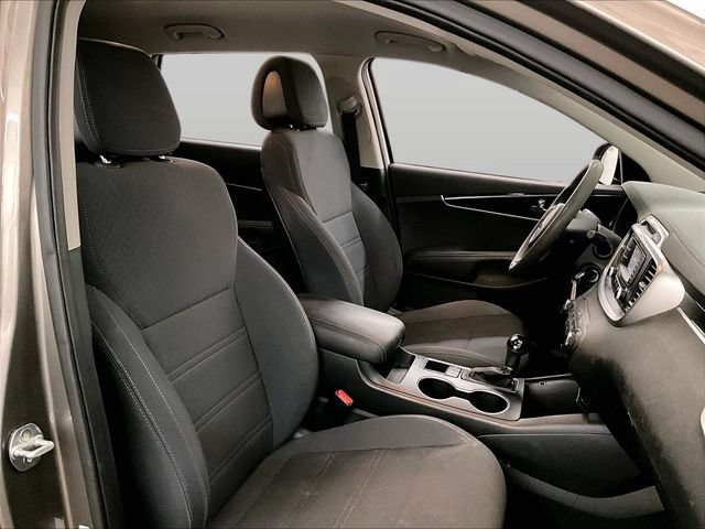 Used 2016 Kia Sorento FWD image 7