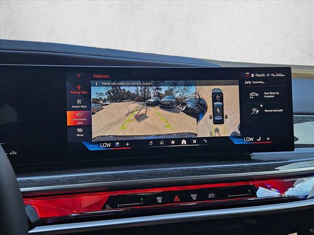 Used 2025 BMW 760i xDrive image 24