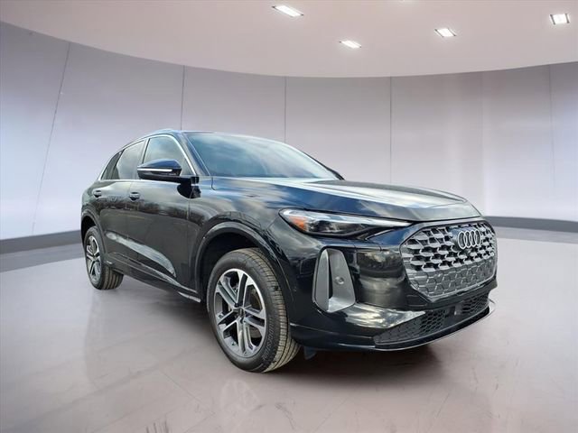 Certified 2025 Audi Q5 Premium w/ Convenience Package