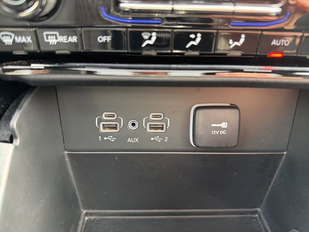 Used 2025 Jeep Grand Cherokee Summit image 35