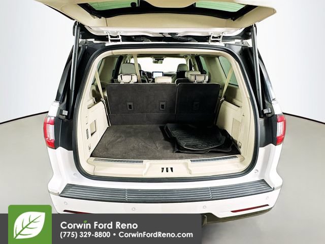 Used 2019 Lincoln Navigator L Reserve AWD/4WD image 29